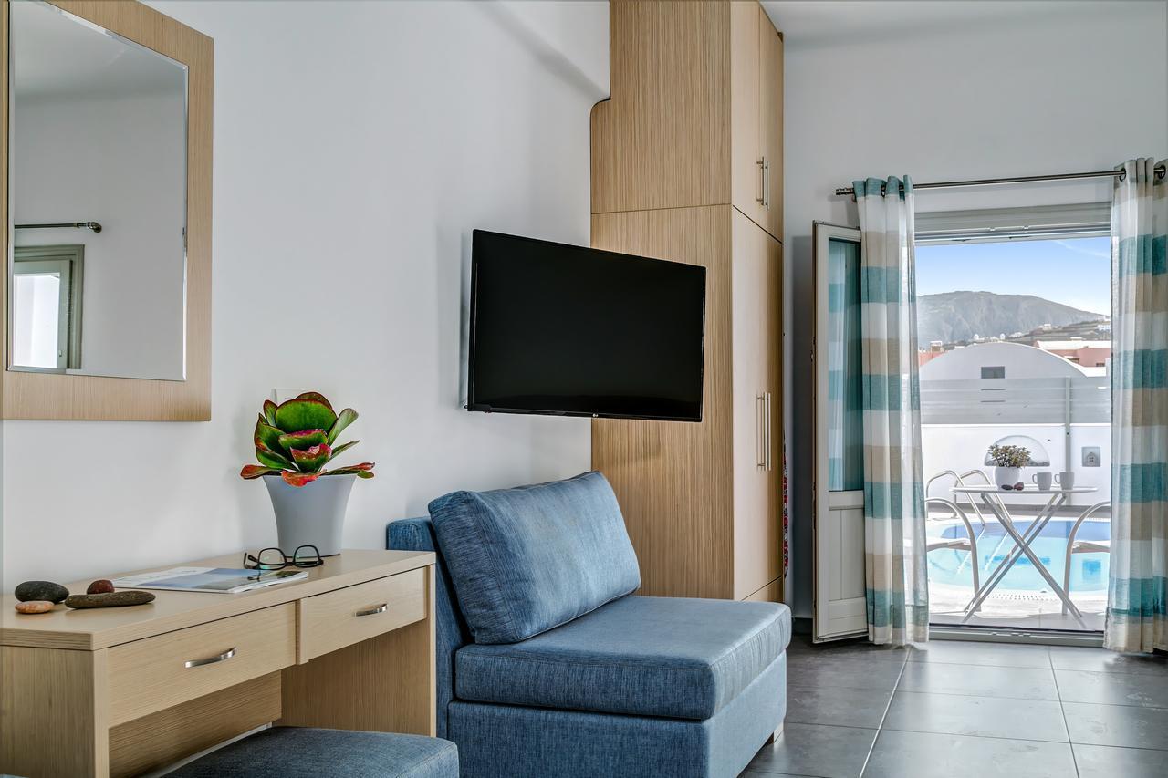 Villa Santorini Blue Senses