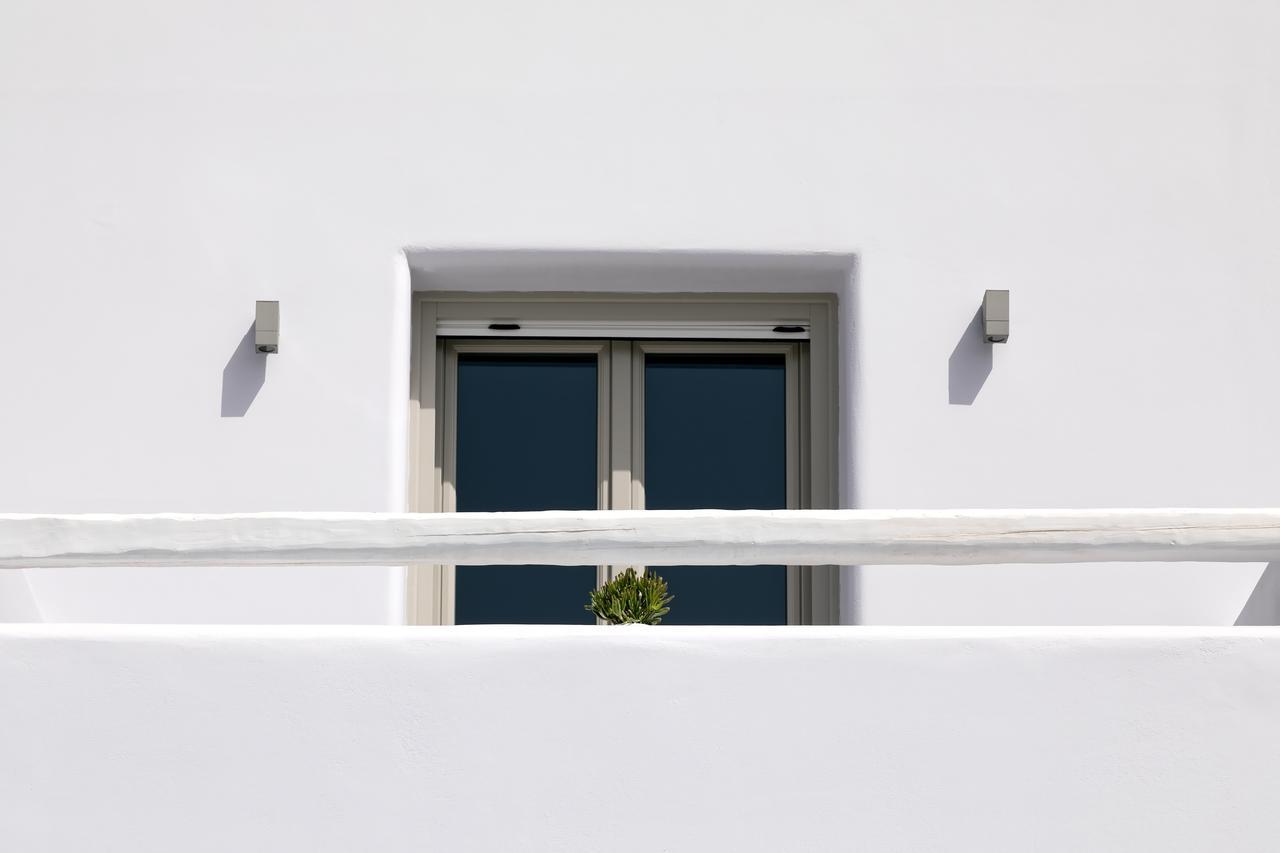 Santorini Blue Senses *